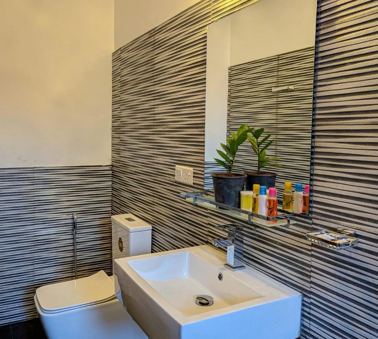 Airport Hotel By Cmb Apartments Negombo